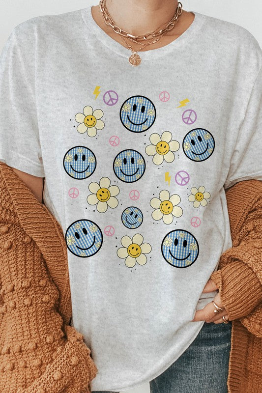 Daisy Smileys Retro Graphic Tee -  Nueva Moda Boutique By Giselly 