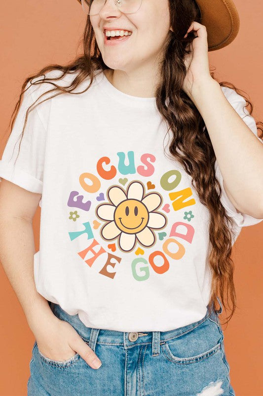 Focus on the Good Graphic Tee -  Nueva Moda Boutique By Giselly 
